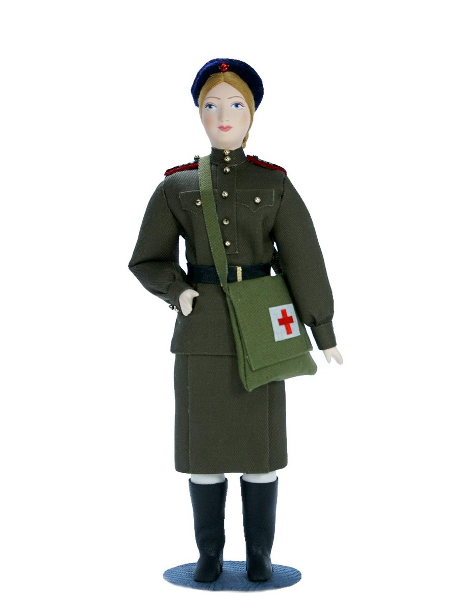 Кукла коллекционная медсестра красной армии.