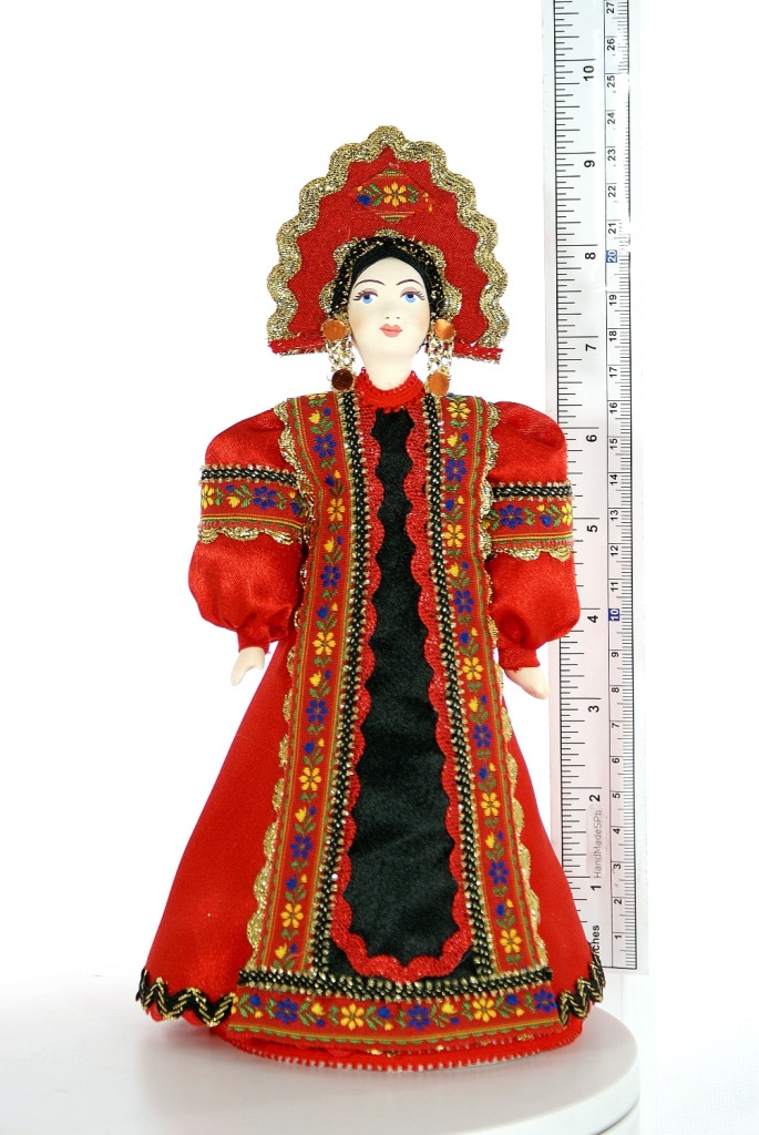Кукла сувенирная фарфоровая. девушка в русском народном костюме