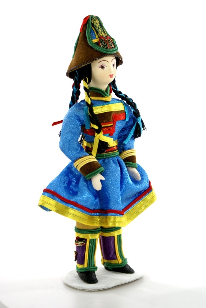 Кукла сувенирная. девочка в танцевальном фольклорном костюме. бурятия. стилизация.